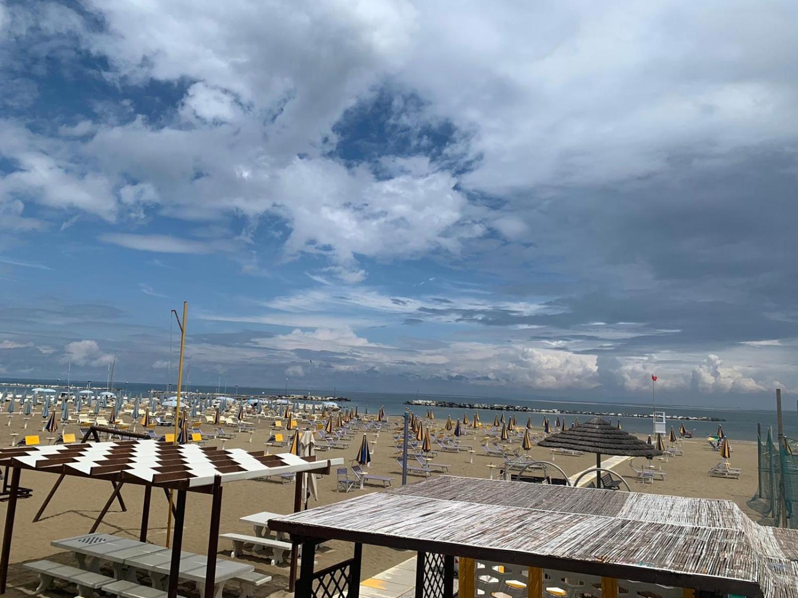 Hotel Acquamarina Viserba Rimini Esterno foto