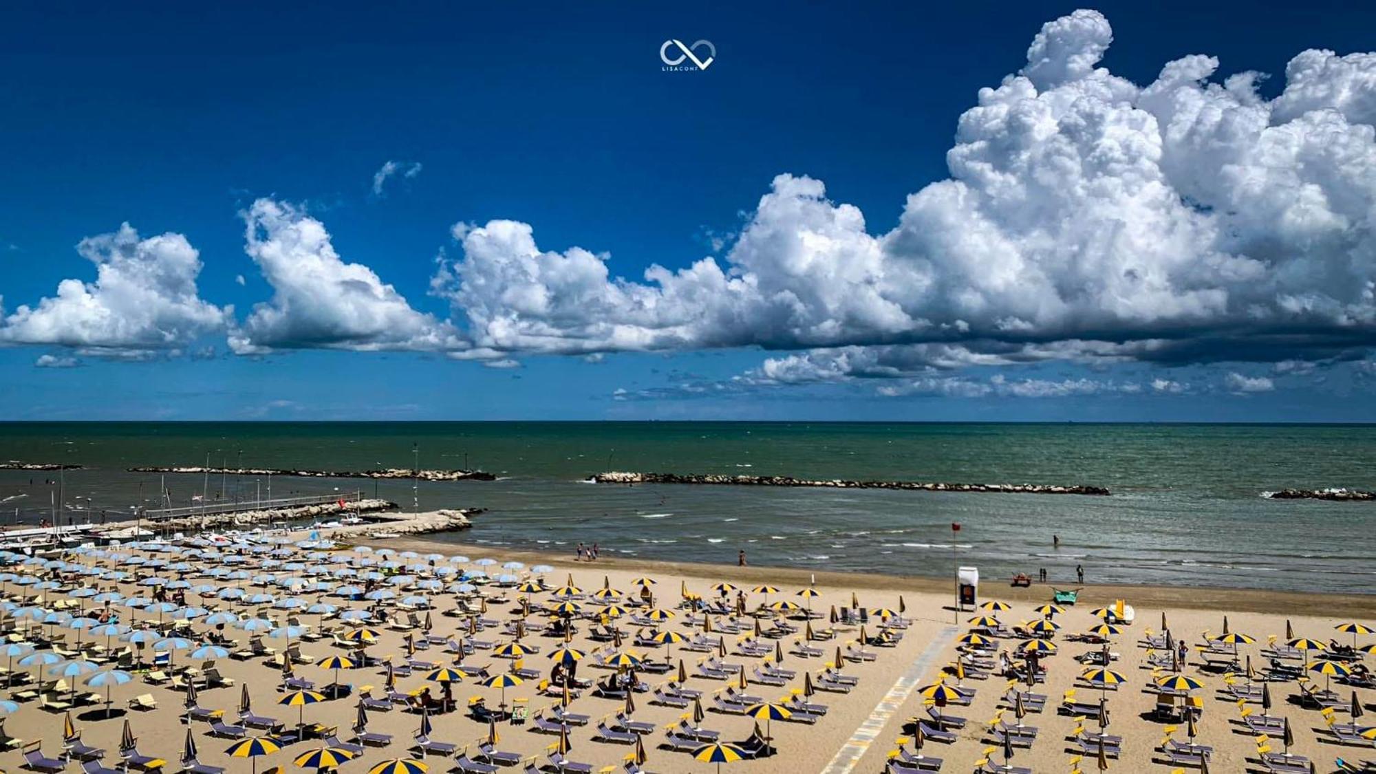 Hotel Acquamarina Viserba Rimini Esterno foto